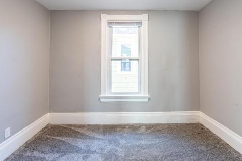 865 Thomas Avenue Saint Paul MN 55104