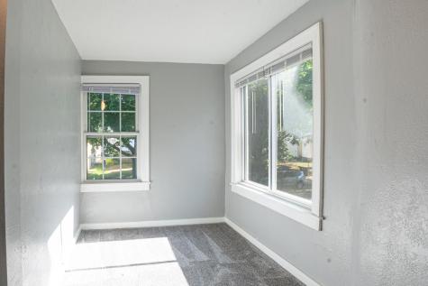 865 Thomas Avenue Saint Paul MN 55104