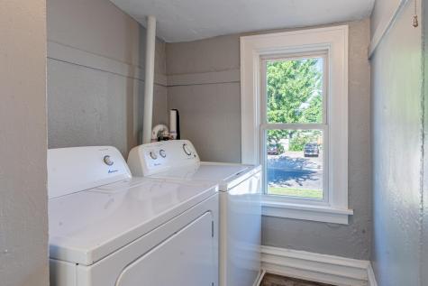 865 Thomas Avenue Saint Paul MN 55104