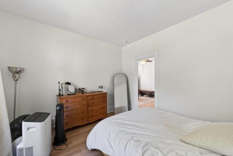 1942 Lincoln Street NE Minneapolis MN 55418
