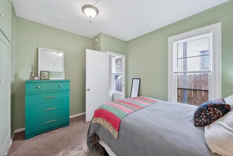 1942 Lincoln Street NE Minneapolis MN 55418