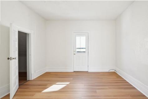 1942 Lincoln Street NE Minneapolis MN 55418