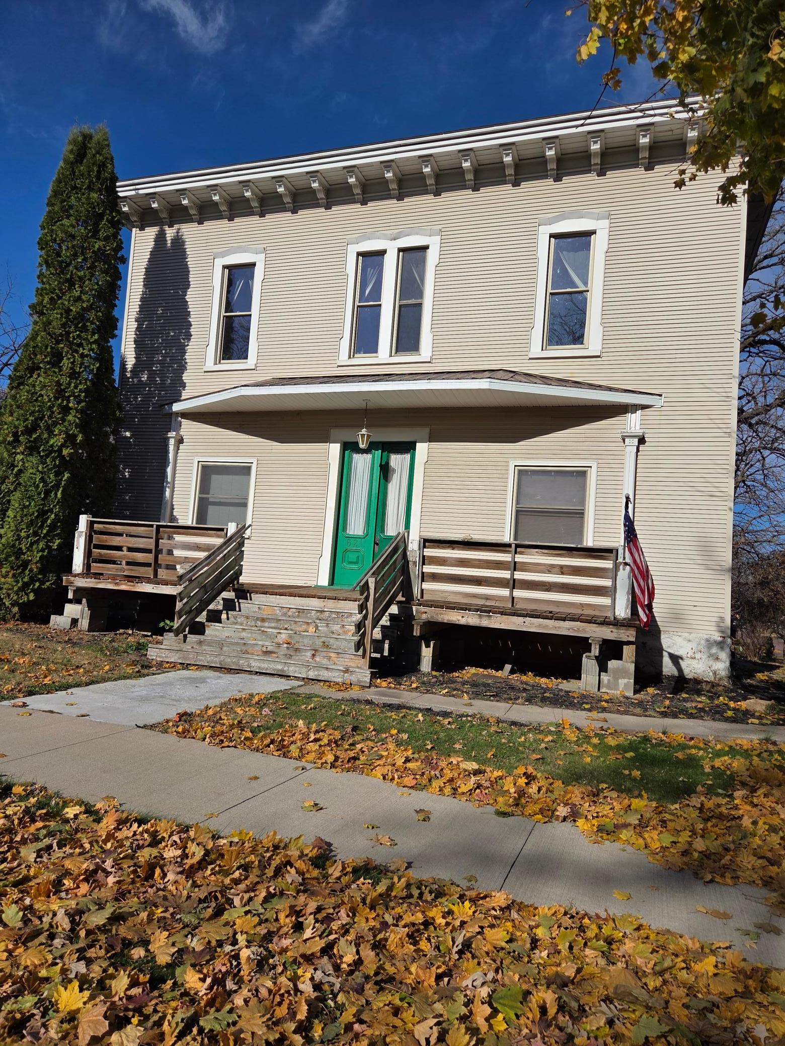 621 Elm Avenue E Waseca MN 56093