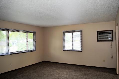 305-307 S 23rd Street S Fargo ND 58103