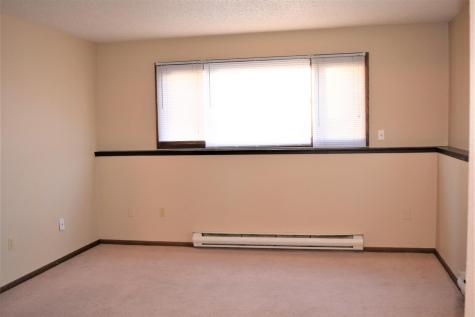 305-307 S 23rd Street S Fargo ND 58103