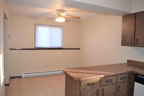 305-307 S 23rd Street S Fargo ND 58103