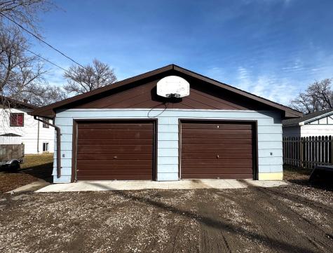 305-307 S 23rd Street S Fargo ND 58103