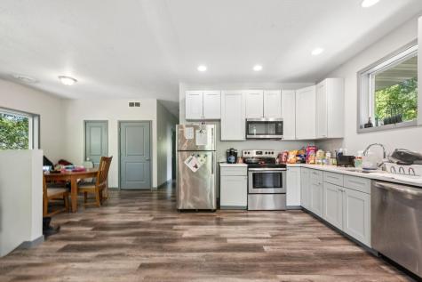 211 Belvidere Street E Saint Paul MN 55107