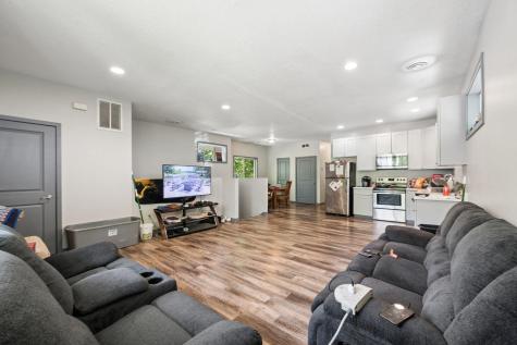 211 Belvidere Street E Saint Paul MN 55107