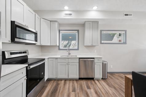 211 Belvidere Street E Saint Paul MN 55107