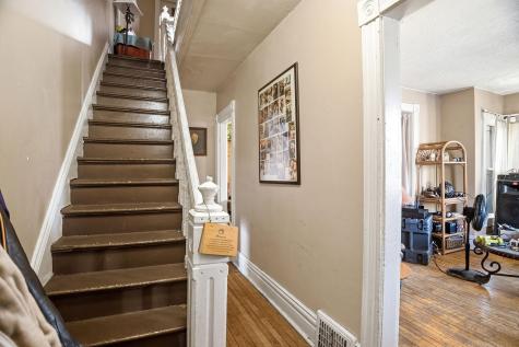 682 4th Street E Saint Paul MN 55106
