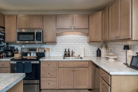 220 Maple Avenue SW Elysian MN 56028