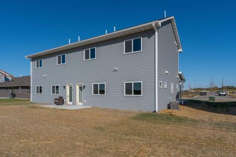 3201 & 3203 Noble Drive Mankato MN 56001