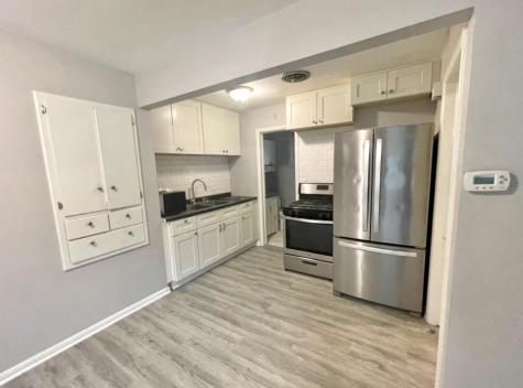 257 18th Avenue N Hopkins MN 55343
