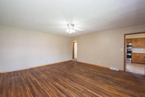 1409-1411 9th Avenue S Moorhead MN 56560