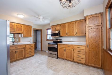1409-1411 9th Avenue S Moorhead MN 56560