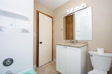 1409-1411 9th Avenue S Moorhead MN 56560