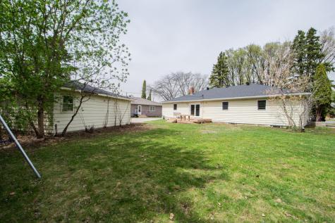 1409-1411 9th Avenue S Moorhead MN 56560