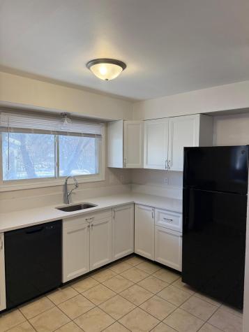 3829 Lake Drive Avenue N Robbinsdale MN 55422