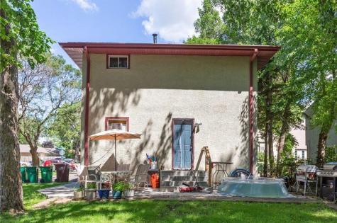 3829 Lake Drive Avenue N Robbinsdale MN 55422