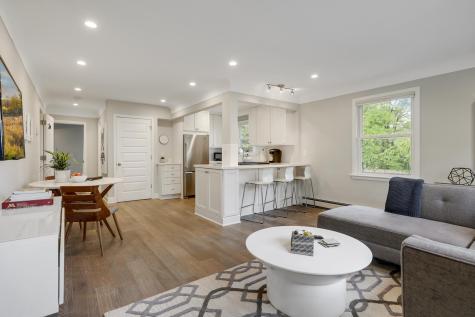4214 Queen Avenue S Minneapolis MN 55410