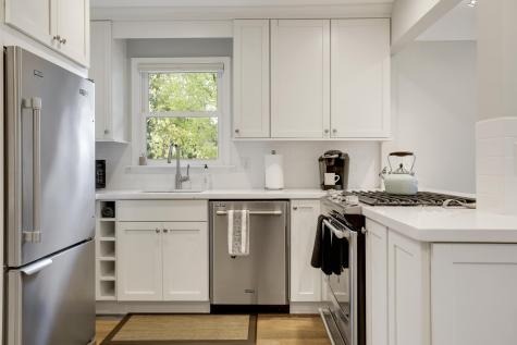 4214 Queen Avenue S Minneapolis MN 55410
