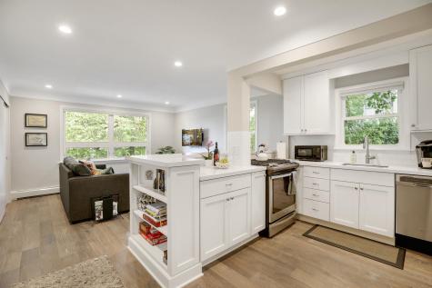4214 Queen Avenue S Minneapolis MN 55410