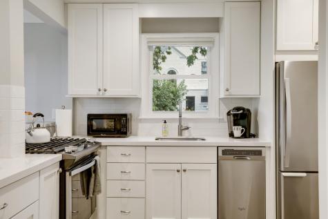 4214 Queen Avenue S Minneapolis MN 55410