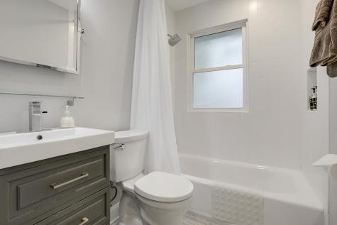 4214 Queen Avenue S Minneapolis MN 55410