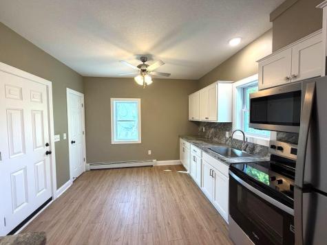 892 4th Street E Saint Paul MN 55106