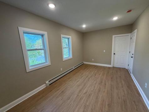892 4th Street E Saint Paul MN 55106