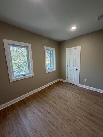 892 4th Street E Saint Paul MN 55106