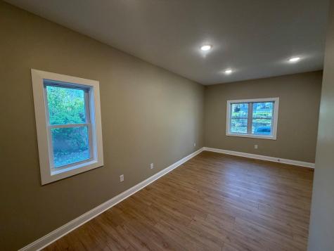 892 4th Street E Saint Paul MN 55106