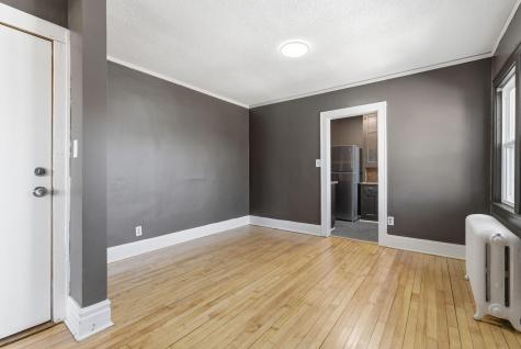 758 Reaney Avenue Saint Paul MN 55106