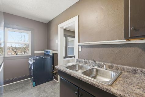 758 Reaney Avenue Saint Paul MN 55106