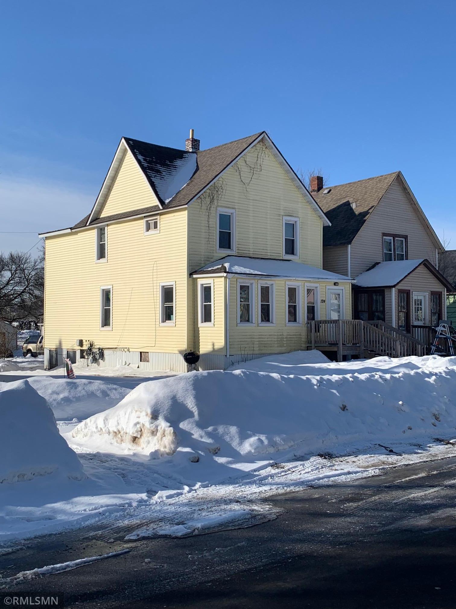 124 E 17th Street Hibbing MN 55746