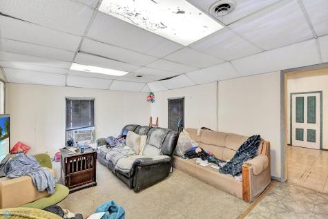 405 2nd Street NE Valley City ND 58072