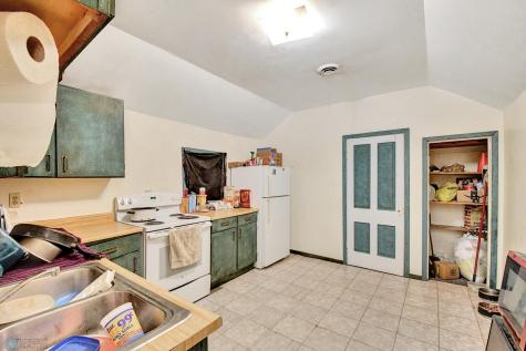 405 2nd Street NE Valley City ND 58072