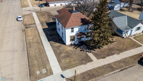 405 2nd Street NE Valley City ND 58072