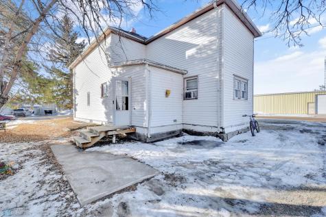 405 2nd Street NE Valley City ND 58072