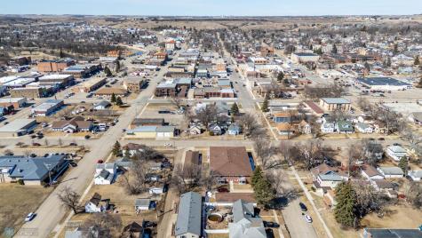 405 2nd Street NE Valley City ND 58072