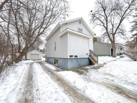 822 W Maple Avenue Fergus Falls MN 56537