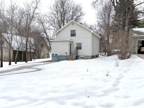 822 W Maple Avenue Fergus Falls MN 56537