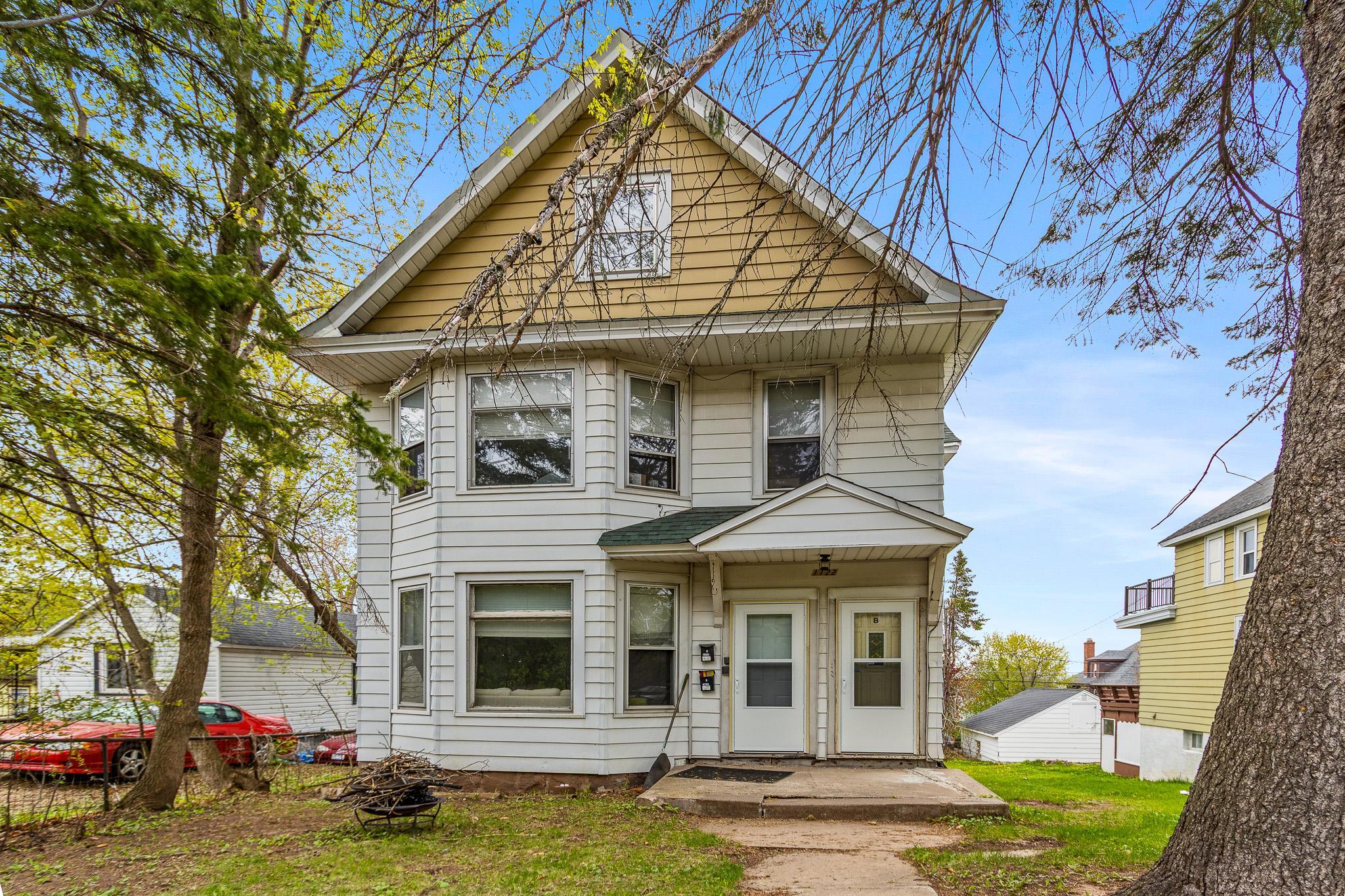 1122 E 5th Street Duluth MN 55805