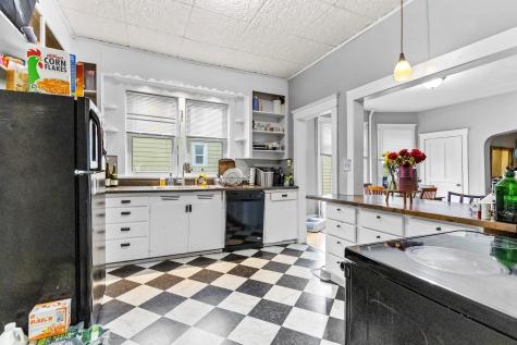 1122 E 5th Street Duluth MN 55805