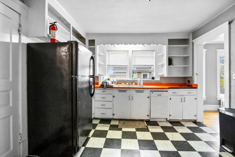1122 E 5th Street Duluth MN 55805