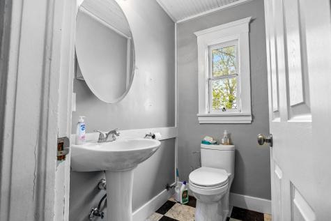 1122 E 5th Street Duluth MN 55805
