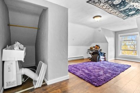 1122 E 5th Street Duluth MN 55805