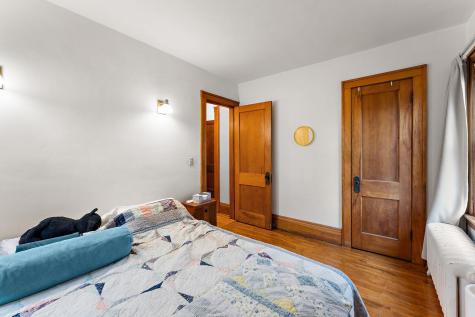 2017 Laurel Avenue Saint Paul MN 55104