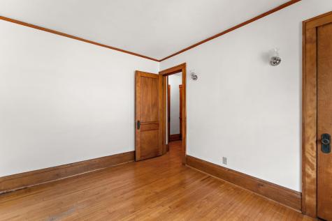 2017 Laurel Avenue Saint Paul MN 55104